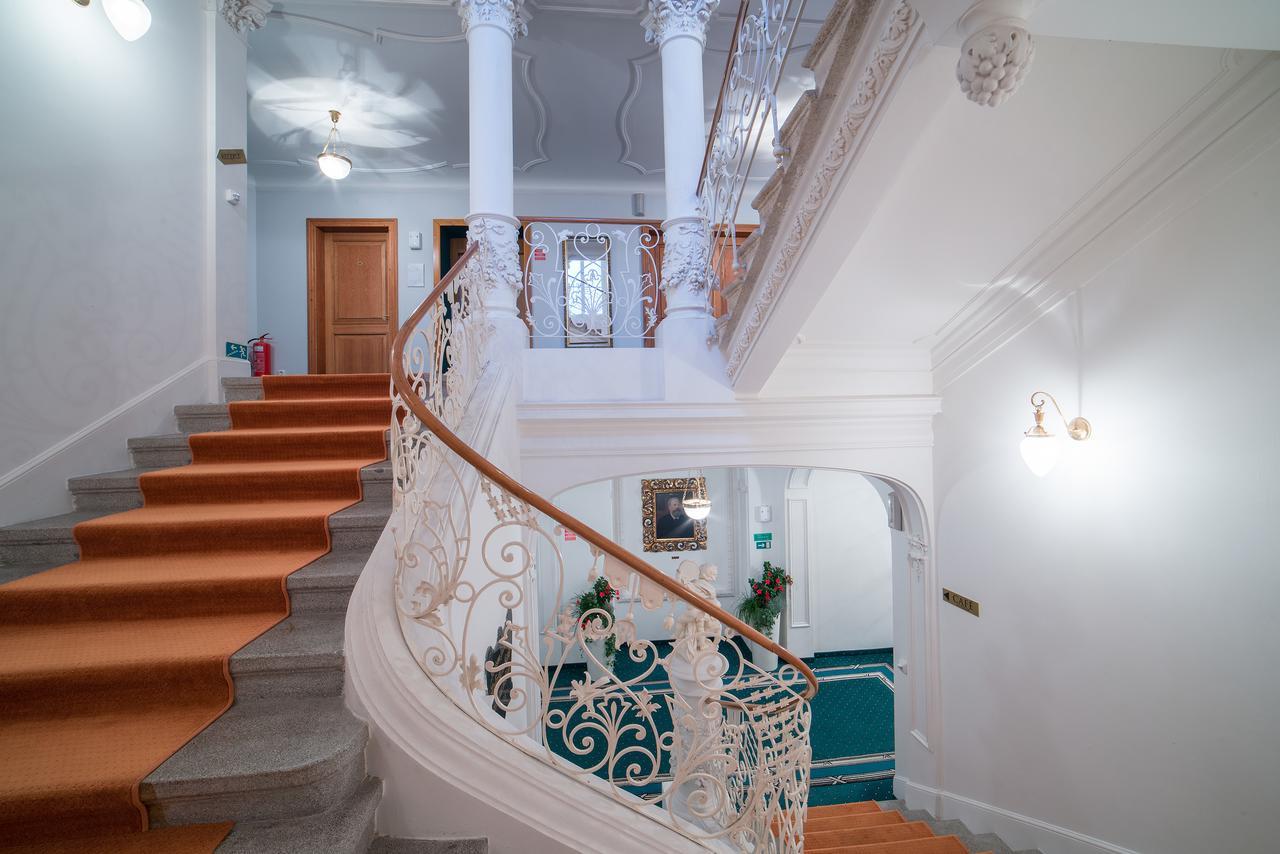 Hotel Three Lilies Inkl Aquaforum Františkovy Lázně Екстериор снимка